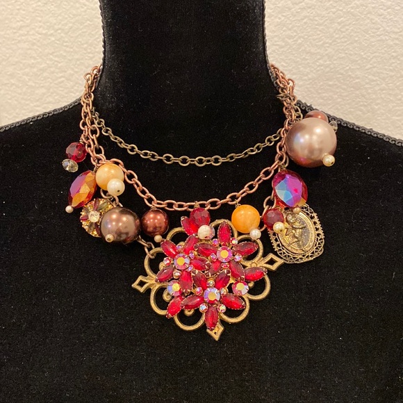 Anthropologie Lenora Dame Rhinestone Valentine Necklace Vintage Feel - Picture 1 of 5